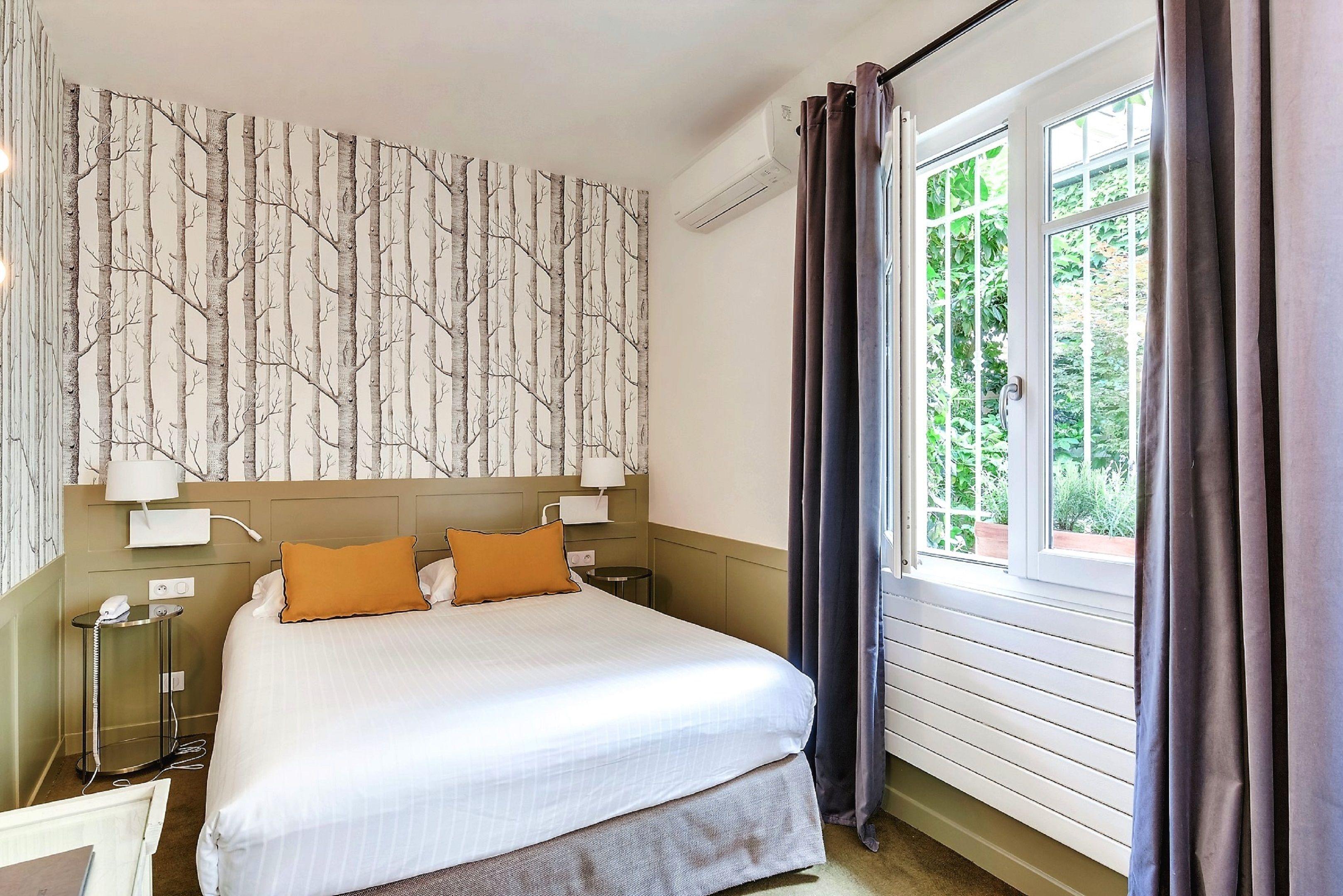 Passy Eiffel Hotel 3*