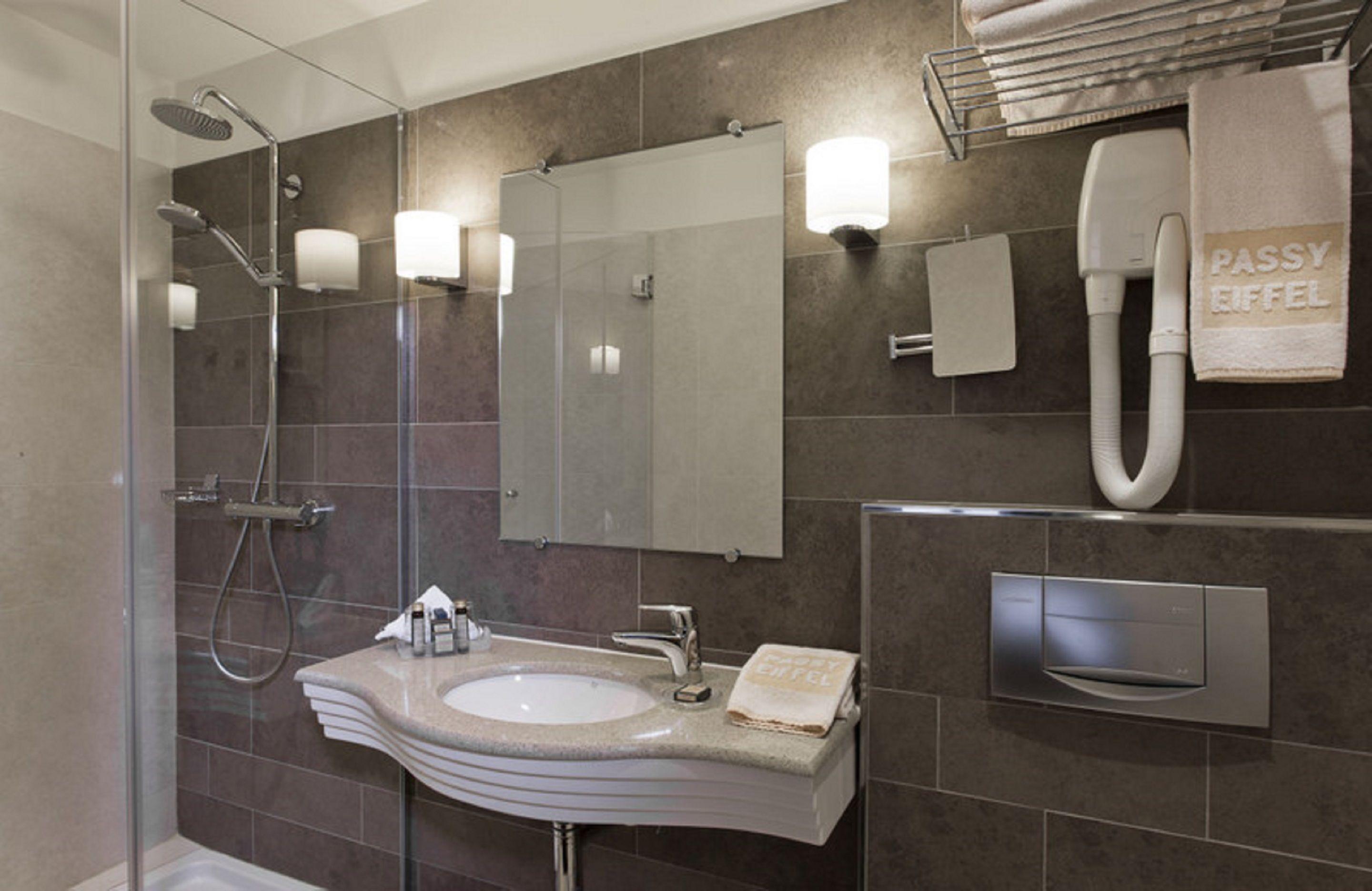 Passy Eiffel 3* Parigi