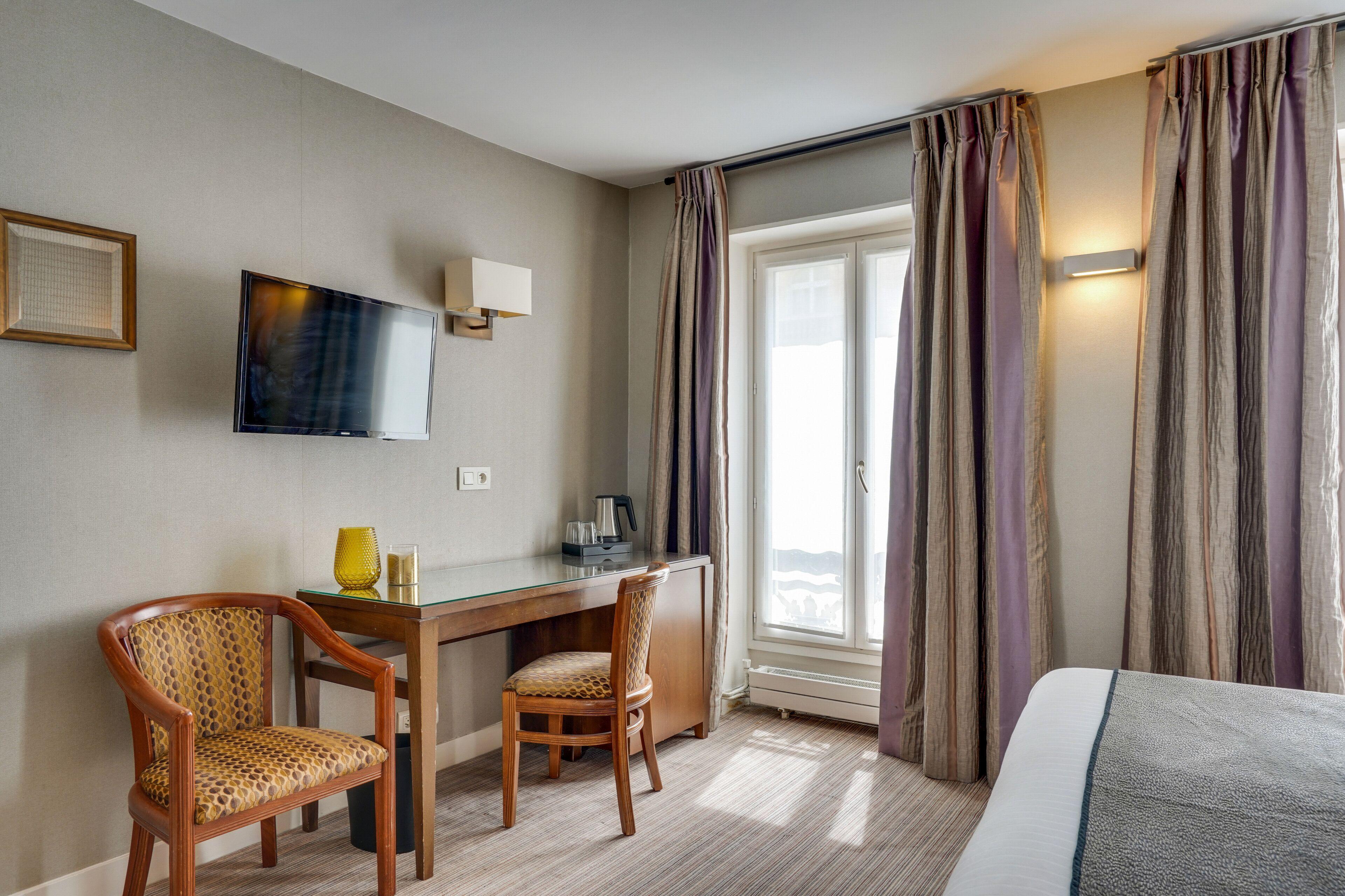 Hotel Passy Eiffel Parigi