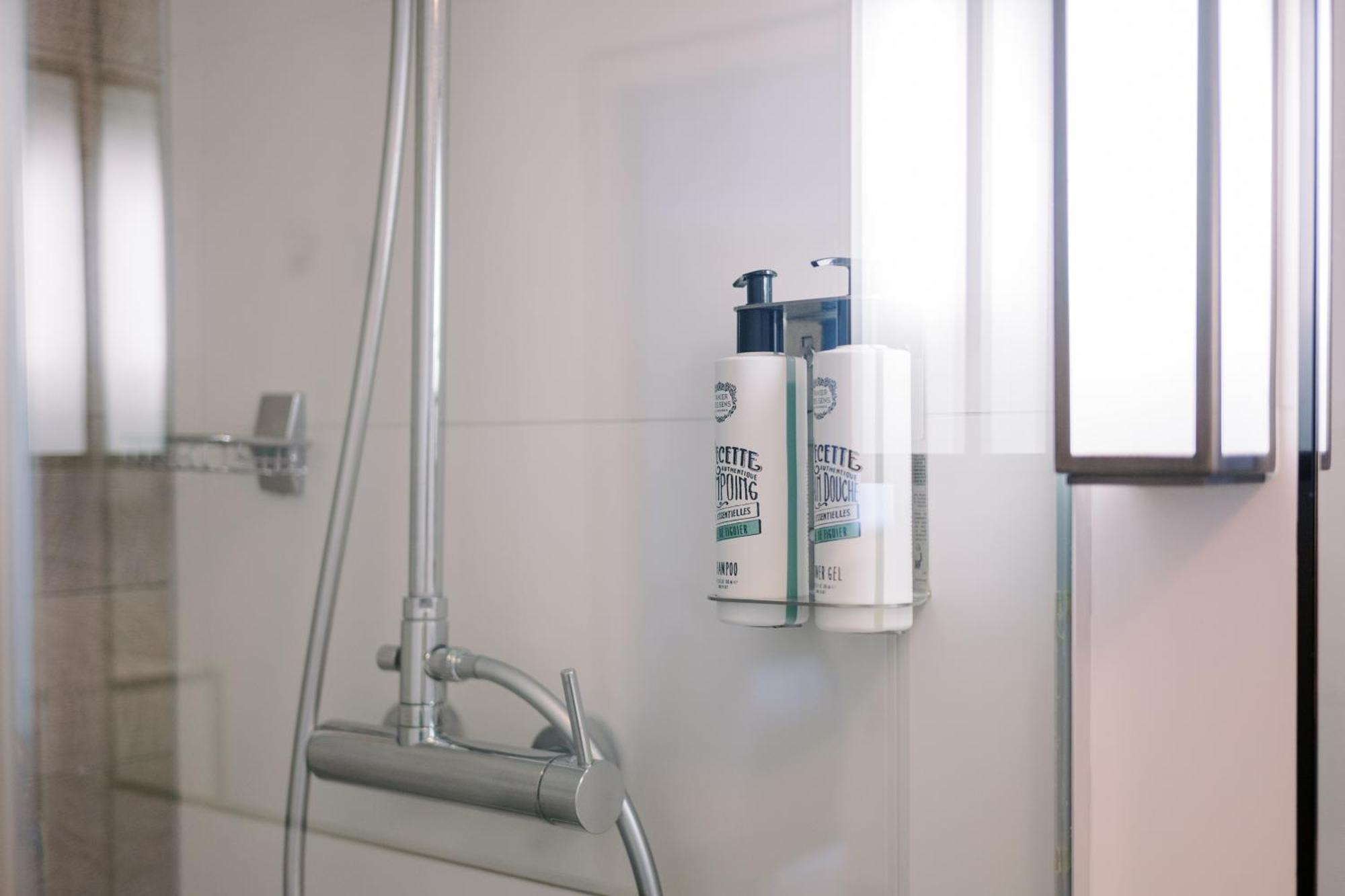 Passy Eiffel Hotel 3*