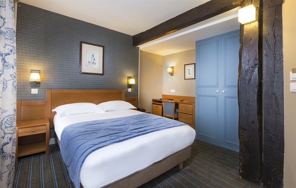 Passy Eiffel Hotel 3*