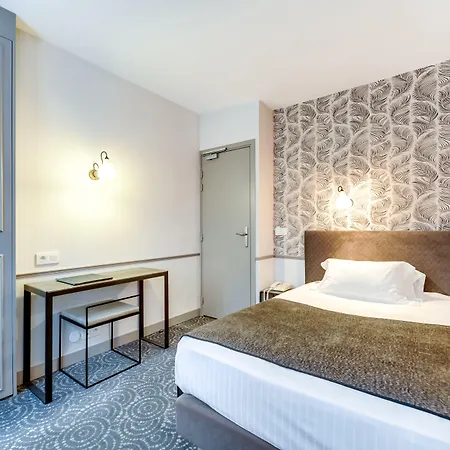 Hotel Passy Eiffel Parigi