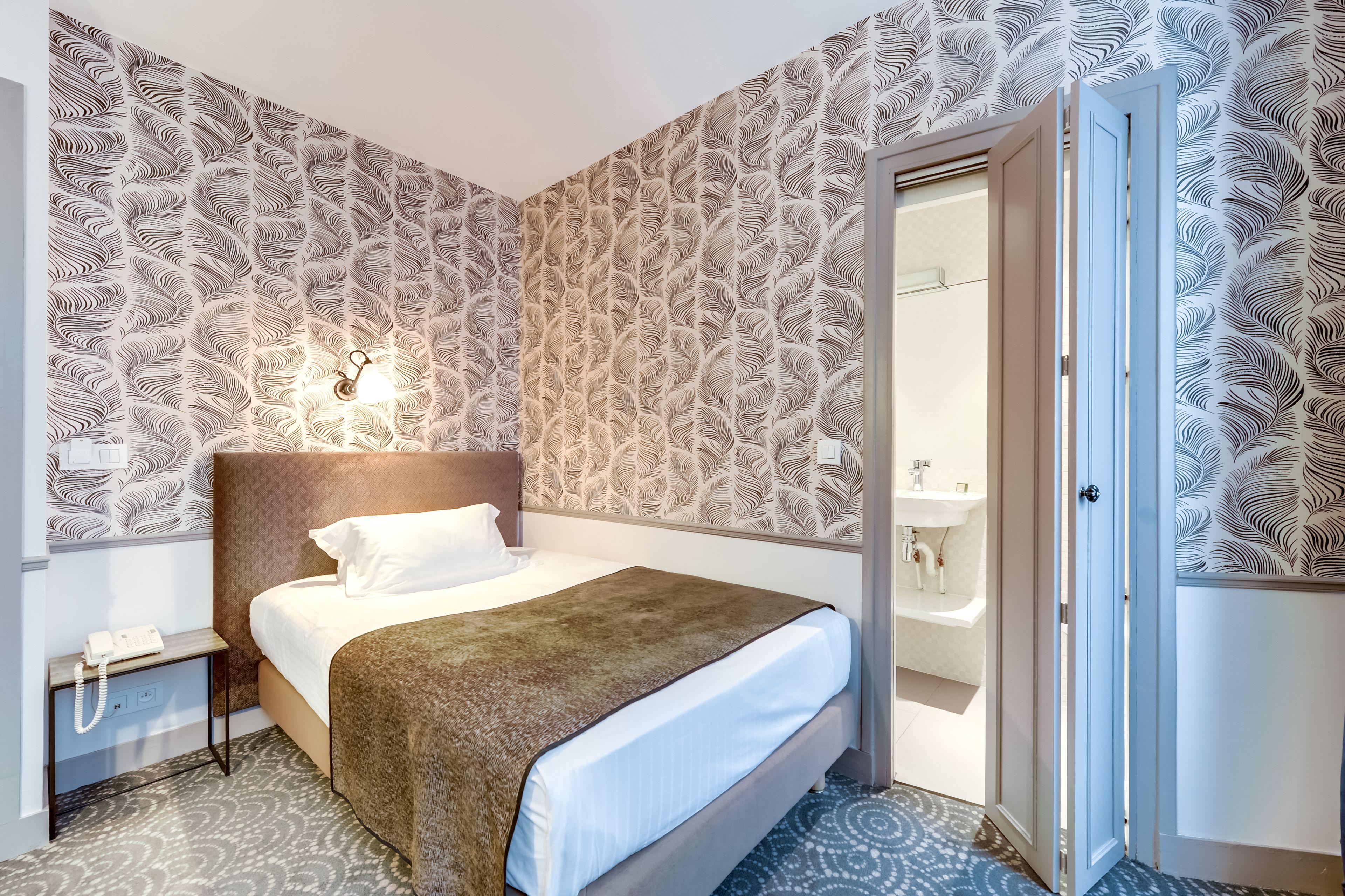 Passy Eiffel Hotel
